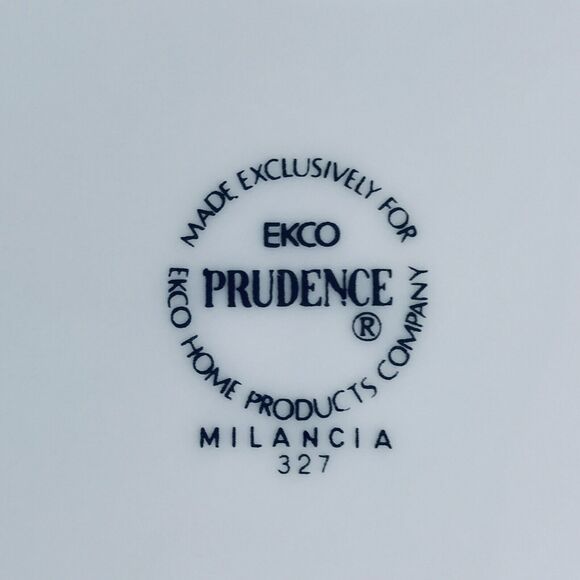 Ekco Prudence MILANCIA Rim Salad Plates Set of 4 Pattern #327 7-3/4 Diameter - Picture 4 of 6
